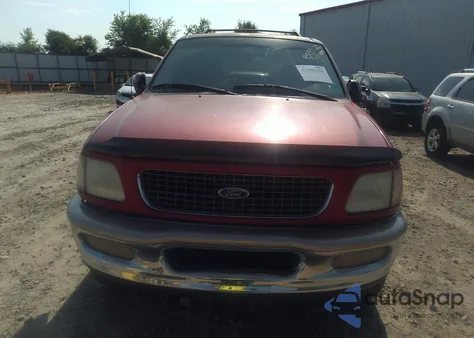 1998 Ford Expedition Eddie Bauer/Xlt from USA, damaged, VIN 1FMPU18L3WLB34785